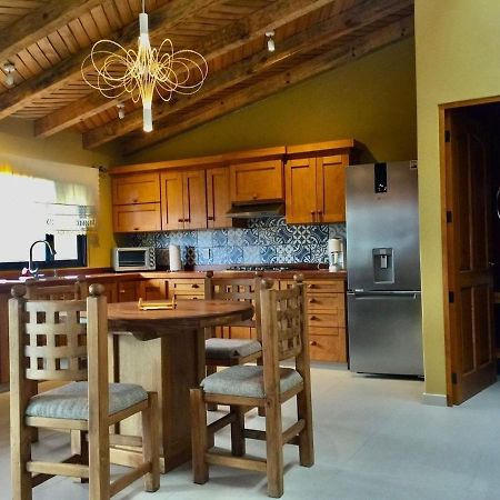 Brisas De Sol Hotel Patzcuaro Ngoại thất bức ảnh
